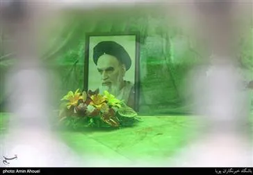 سرپرست بیمارستان طی پیامی ارتحال امام خمینی بنیانگذار جمهوری اسلامی ایران را به عموم مردم ایران خصوصا همکاران بیمارستان تسلیت گفت .