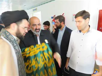 سایه متبرک پرچم امام رضا (ع)، امام مهربانی ها  بر سربیماران